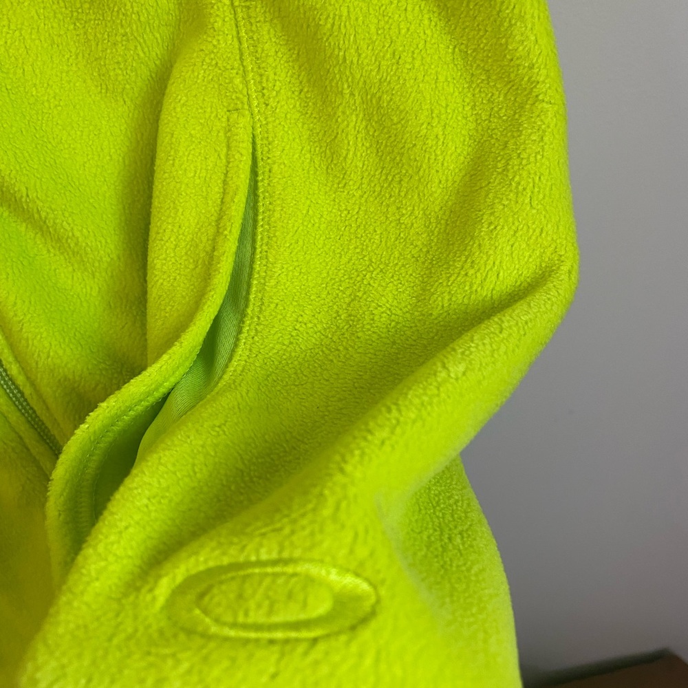 Oakley Warm It Up Vest -Large - Picture 9 of 11